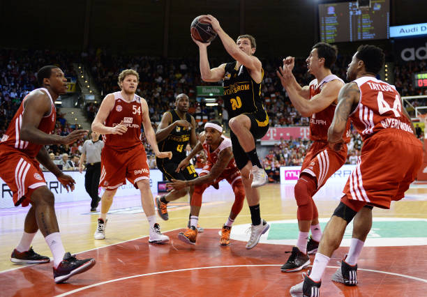 守与快速反 守与快速反