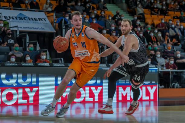 的历史背景 的历史背景